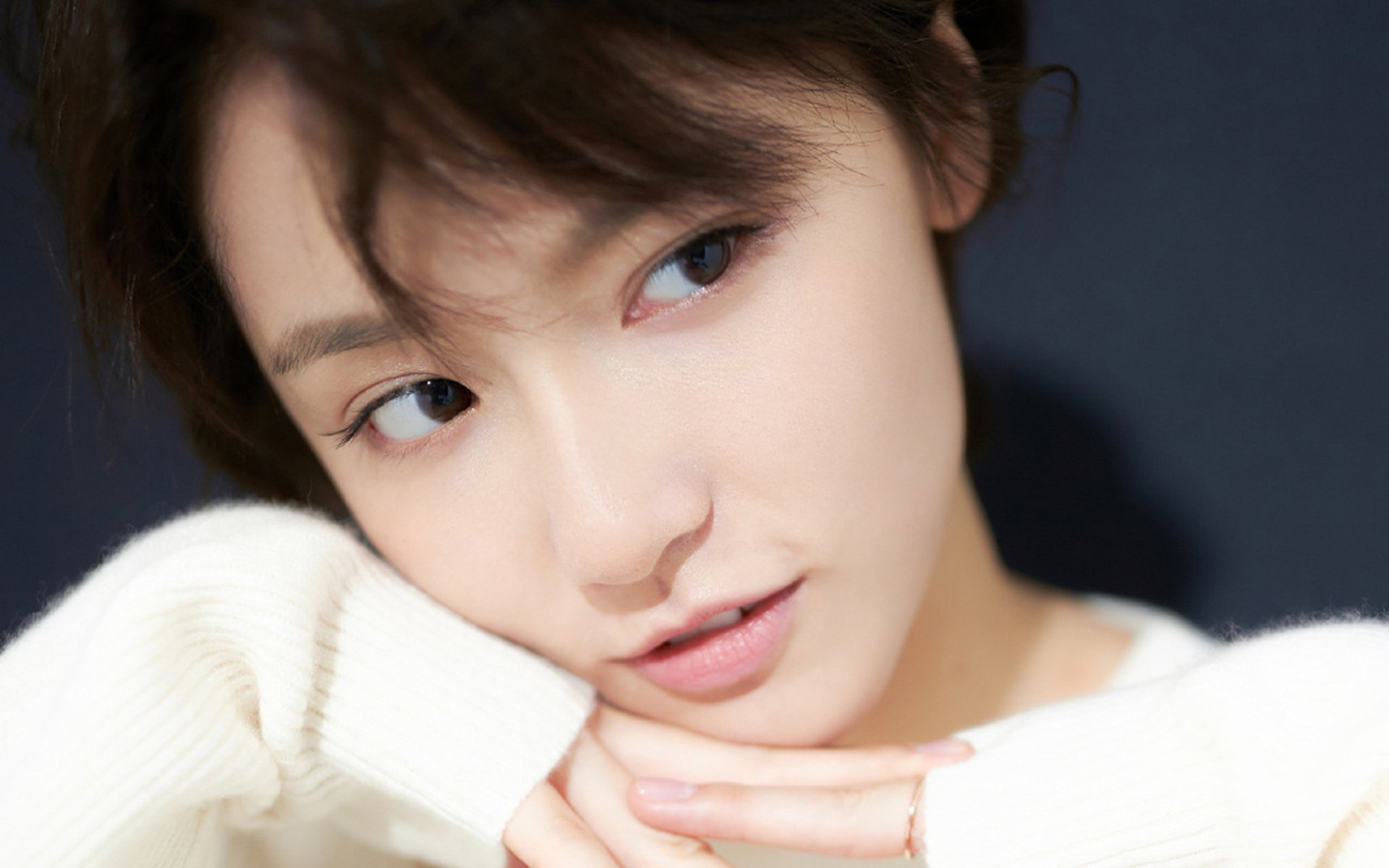 李亚杰与程子龙跳板配合无懈可击，李亚杰跳水